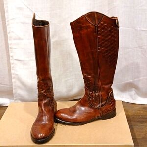 Vero Cuio Dahlia Leather Boots Crafted In Italy Size 7W